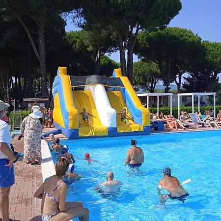 Kamp alanı Mobile - Including Airco - River- 328 Ameglia