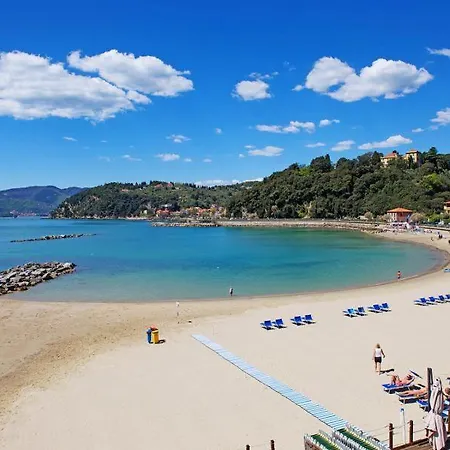 Mobile - Including Airco - River- 328 Kamp alanı *