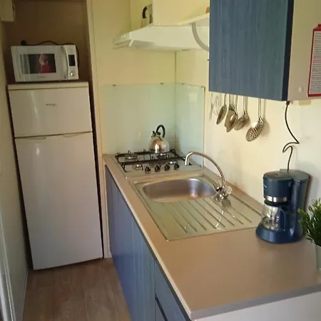 Mobile - Including Airco - River- 328 Амелия