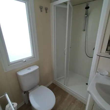 مكان تخييم Mobile - Including Airco - River- 328